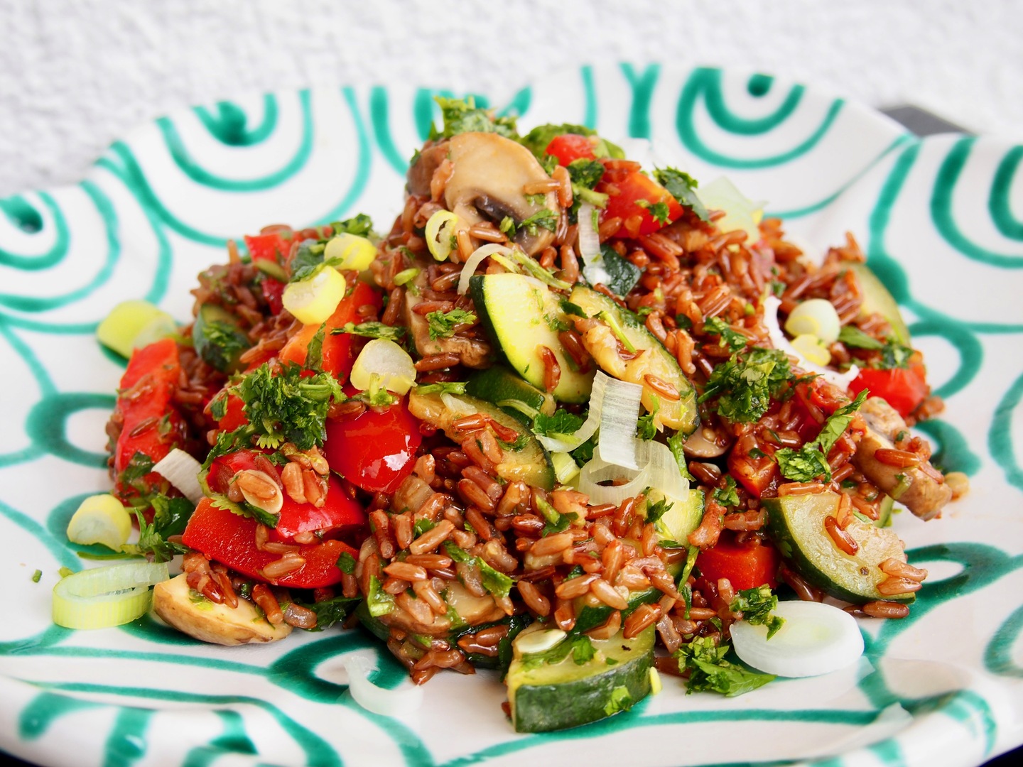 Titelbild zu Reissalat mit saisonalem Gemüse