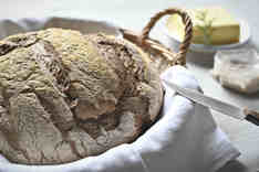 Sauerteig-Rosmarin-Brot vom Grill